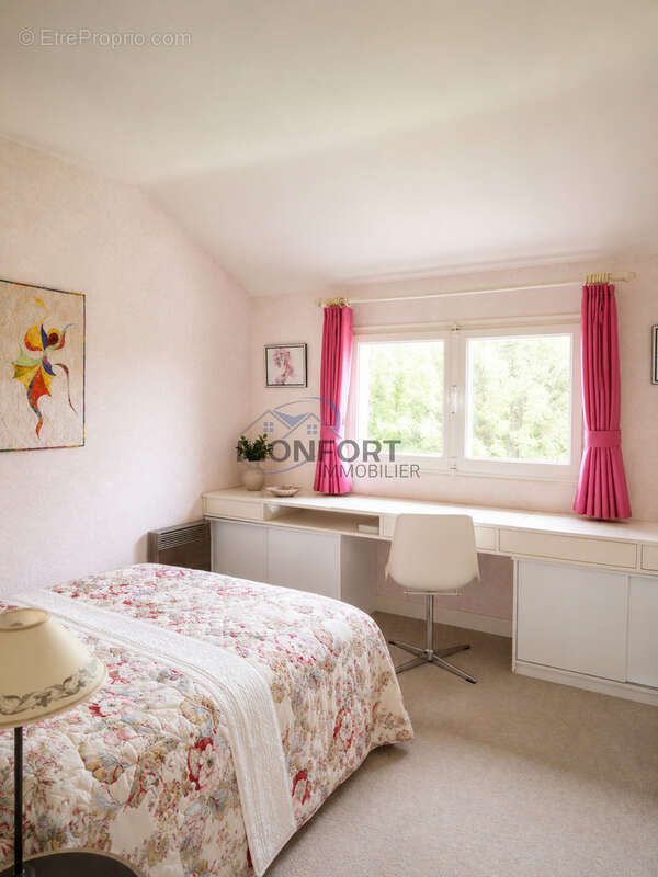 Maison familiale avec jardin   Marmande, quartier résidentiel - photo 10