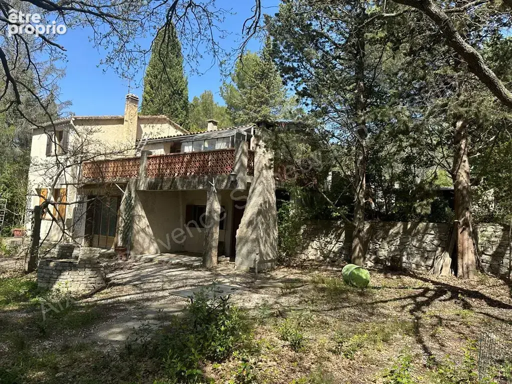 Maison à rénover sur grand terrain - photo 4