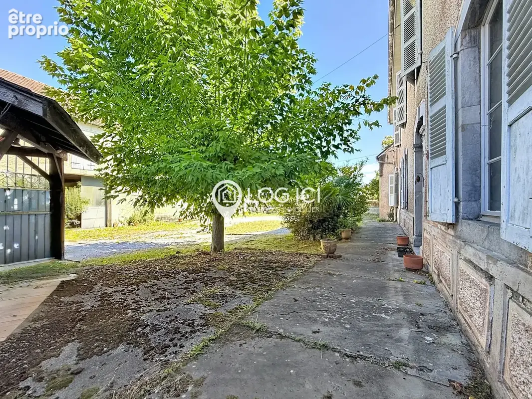COARRAZE - Vente d'un enclos béarnais à rénover aux multiples possibilités d'aménagements - photo 7