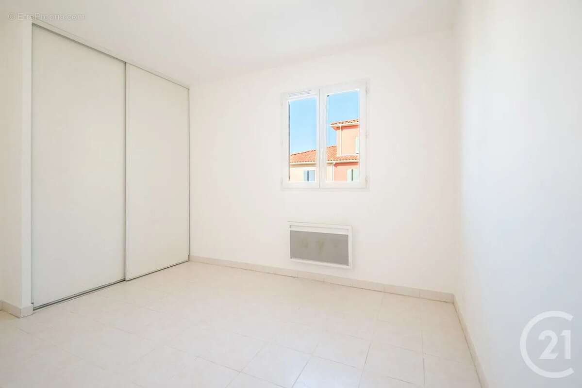 Appartement 66 m² à Antibes  - photo 11