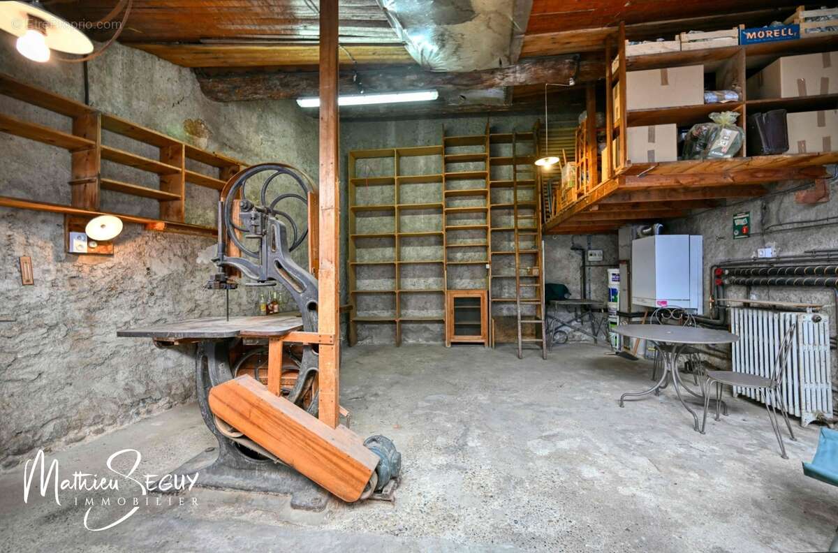 Ancienne maison du menuisier avec son atelier au coeur du village de Millery - photo 22
