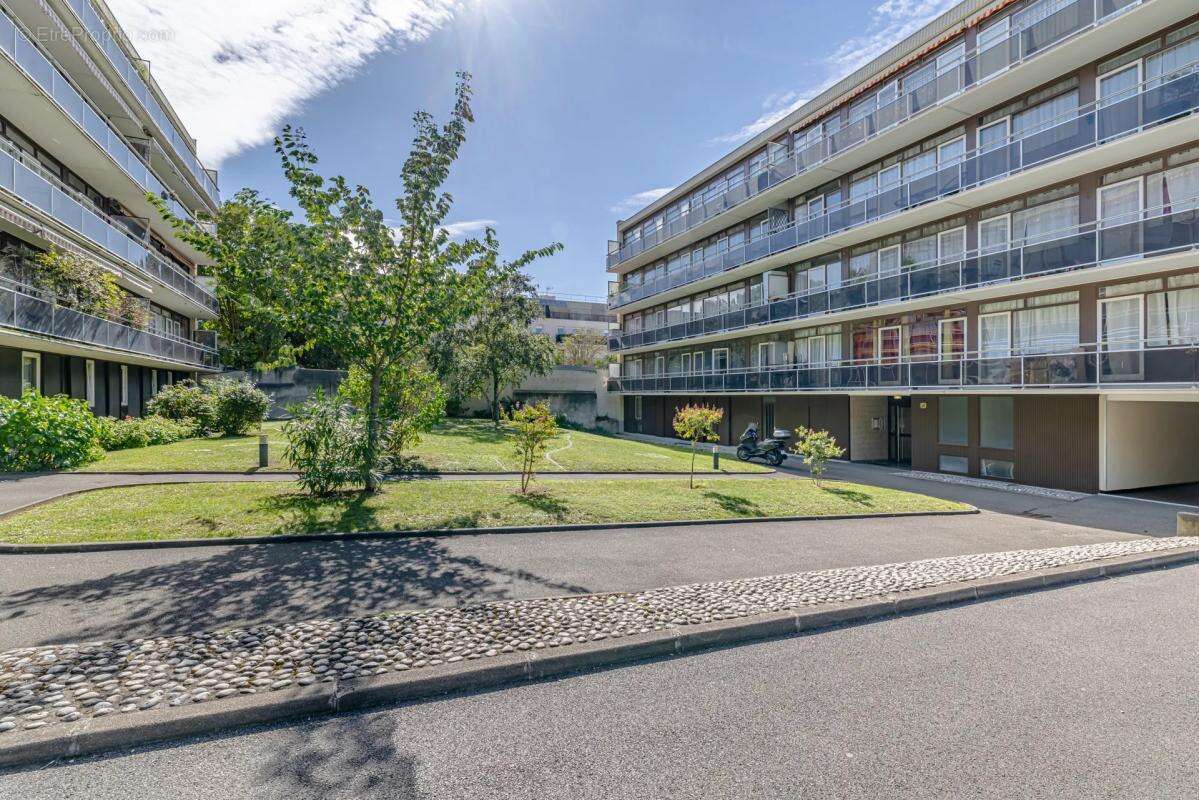 Appartement à LIVRY-GARGAN