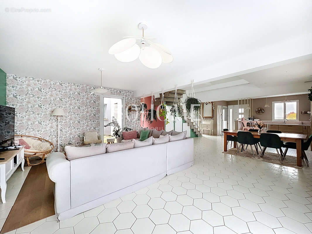 Maison à LES MAZURES