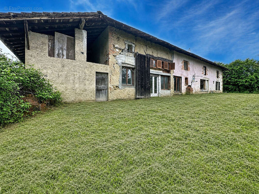 Maison à PIRAJOUX