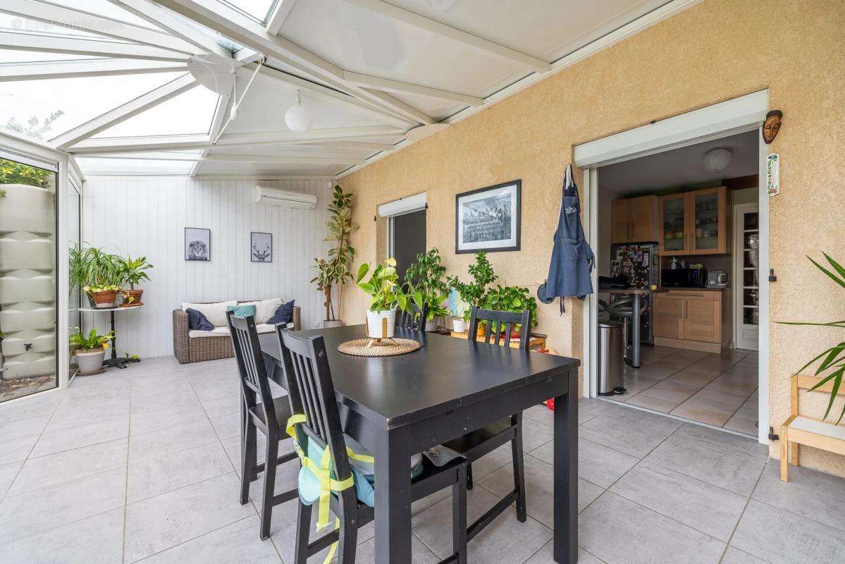 Maison à BRIIS-SOUS-FORGES