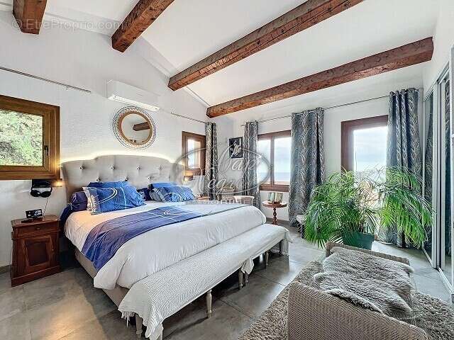 Maison à RAYOL-CANADEL-SUR-MER