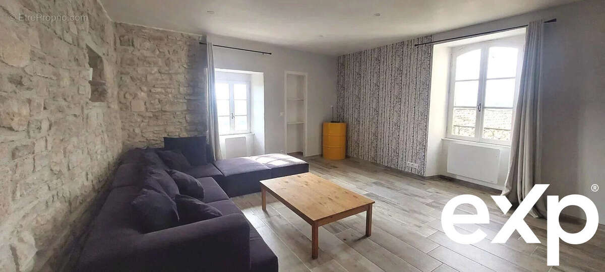 Maison à VEZENOBRES