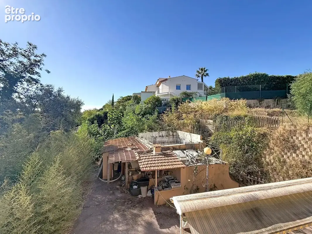 Saint-Roman de Bellet - Maison Niçoise - 6 Pièces - 228 m² - photo 10