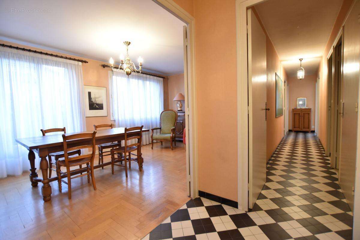 Appartement à FRANCHEVILLE