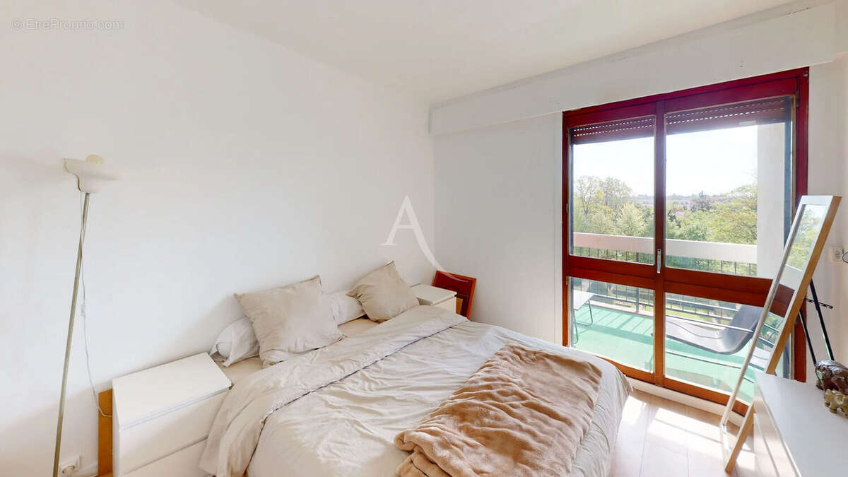 Appartement à CHILLY-MAZARIN