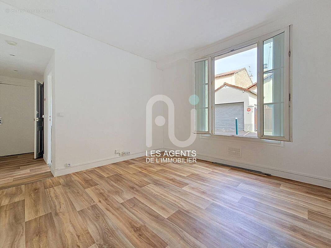 Appartement à GENNEVILLIERS