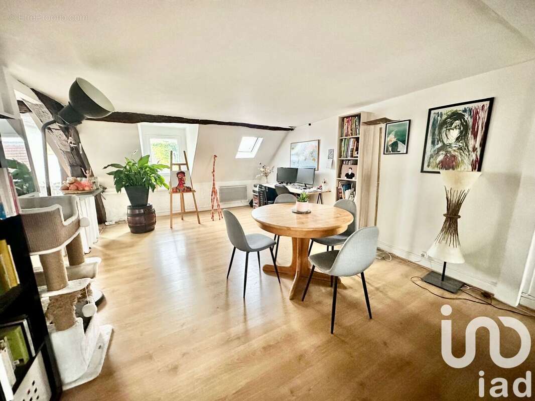 Photo 4 - Appartement à COMPIEGNE