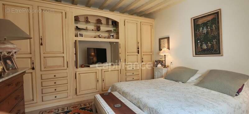 Maison à FONTVIEILLE