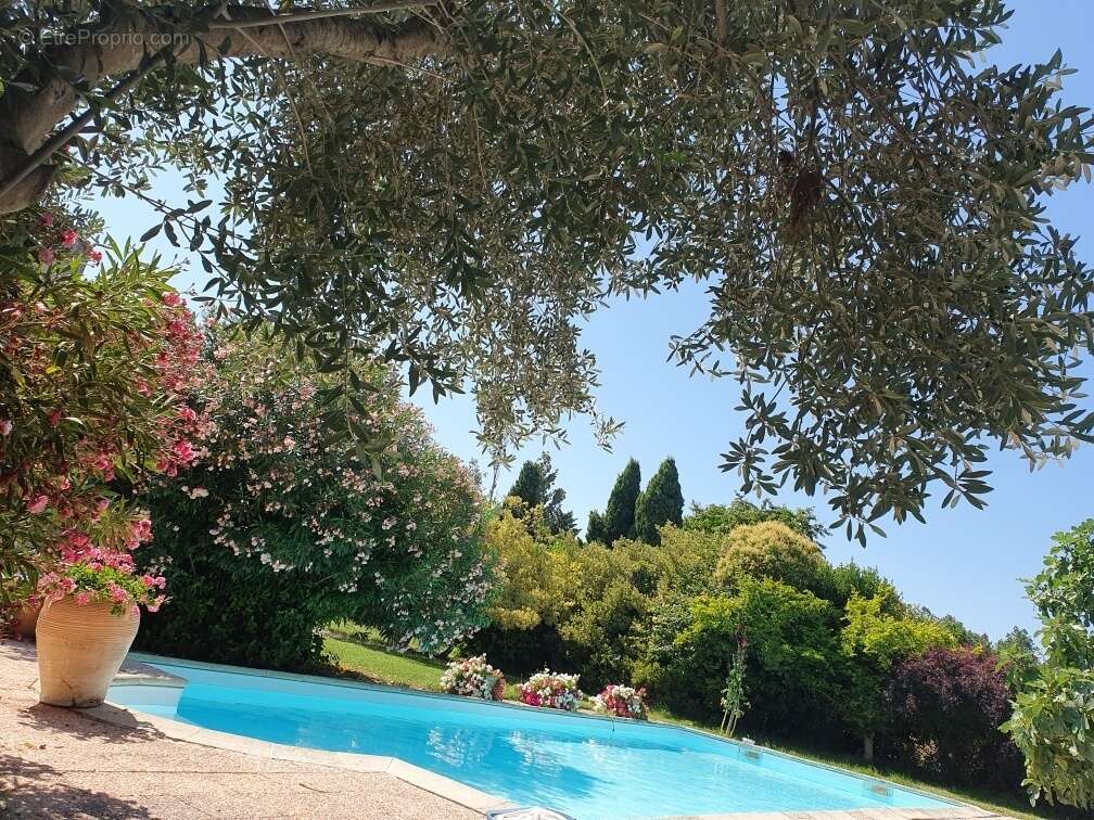 Autre à CASTELNAUDARY