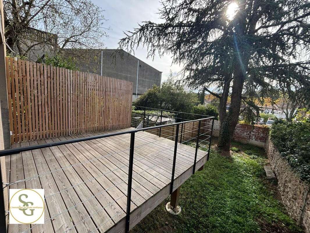 Maison 127 m² à Castres  - photo 13