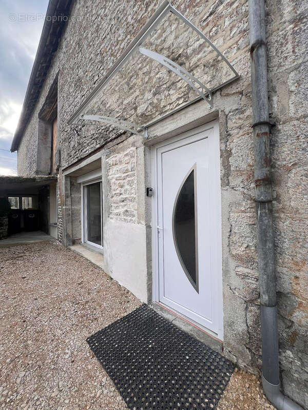 Appartement à VERNIERFONTAINE