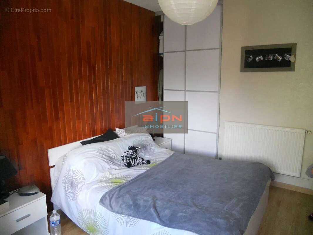 Appartement à SAINT-ETIENNE-DU-ROUVRAY