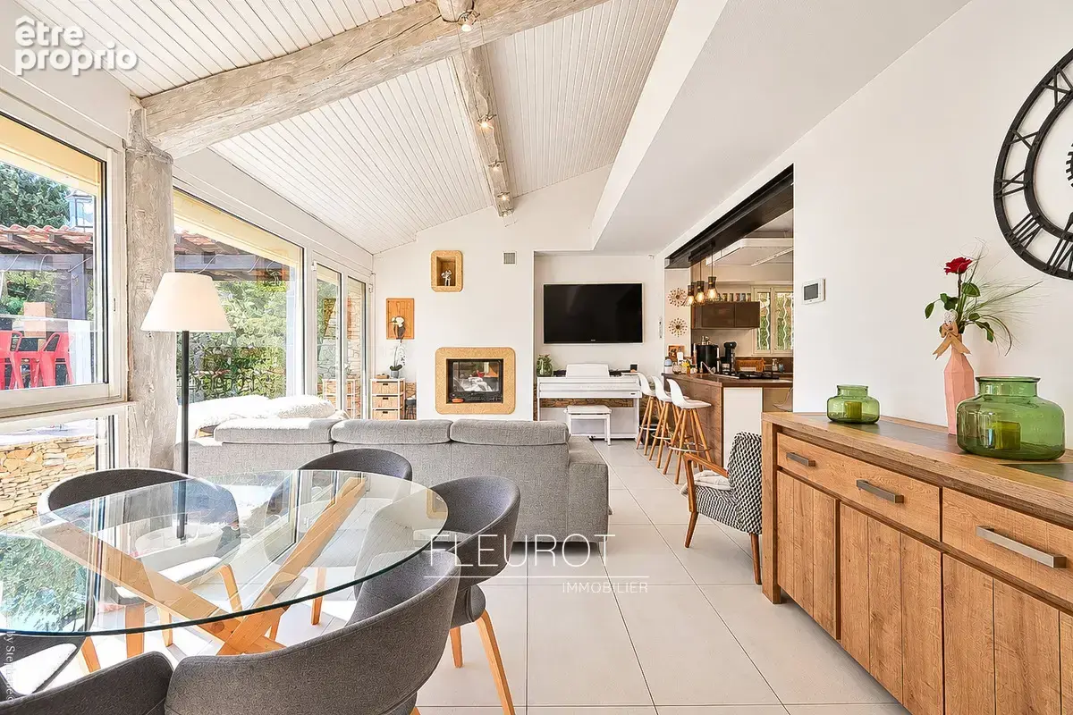 Maison 6 pièces 140 m² à vendre à Ceyreste (13600) - photo 3