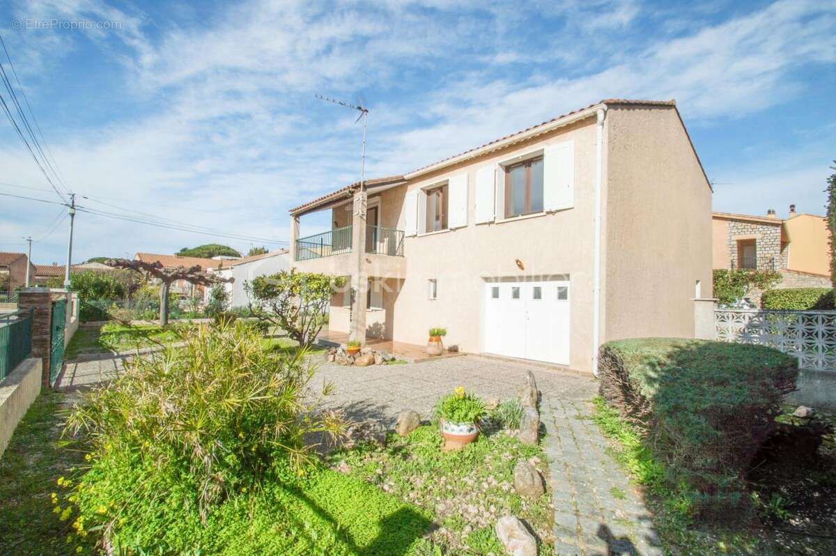 Maison à LA LONDE-LES-MAURES