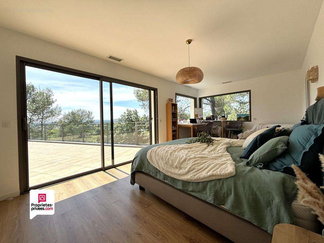 Maison à SAINT-MATHIEU-DE-TREVIERS