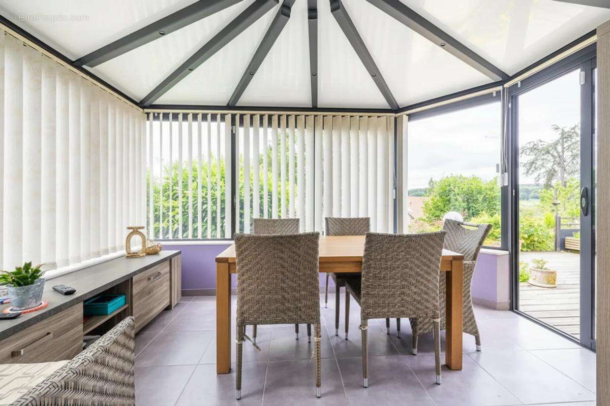 Maison de 5 pièces de 130 m² à Breux-Jouy - photo 17
