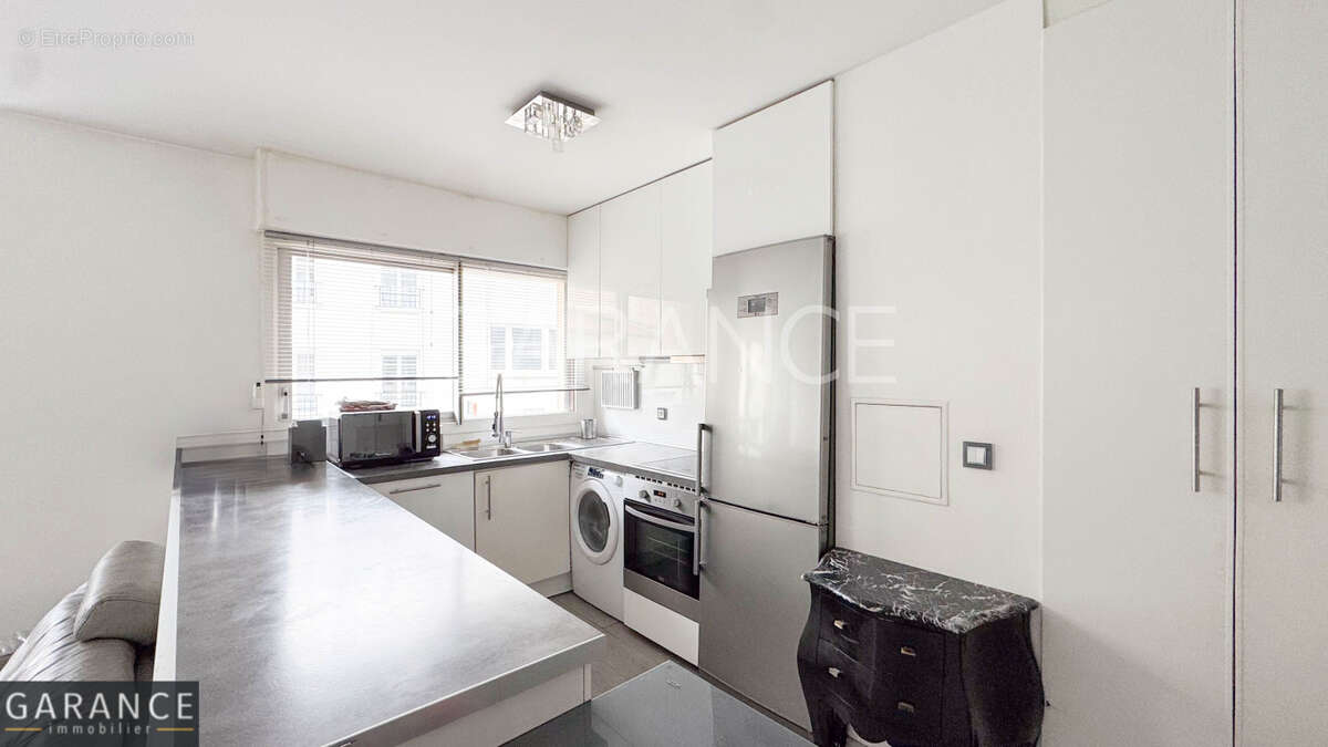 Appartement à PARIS-12E