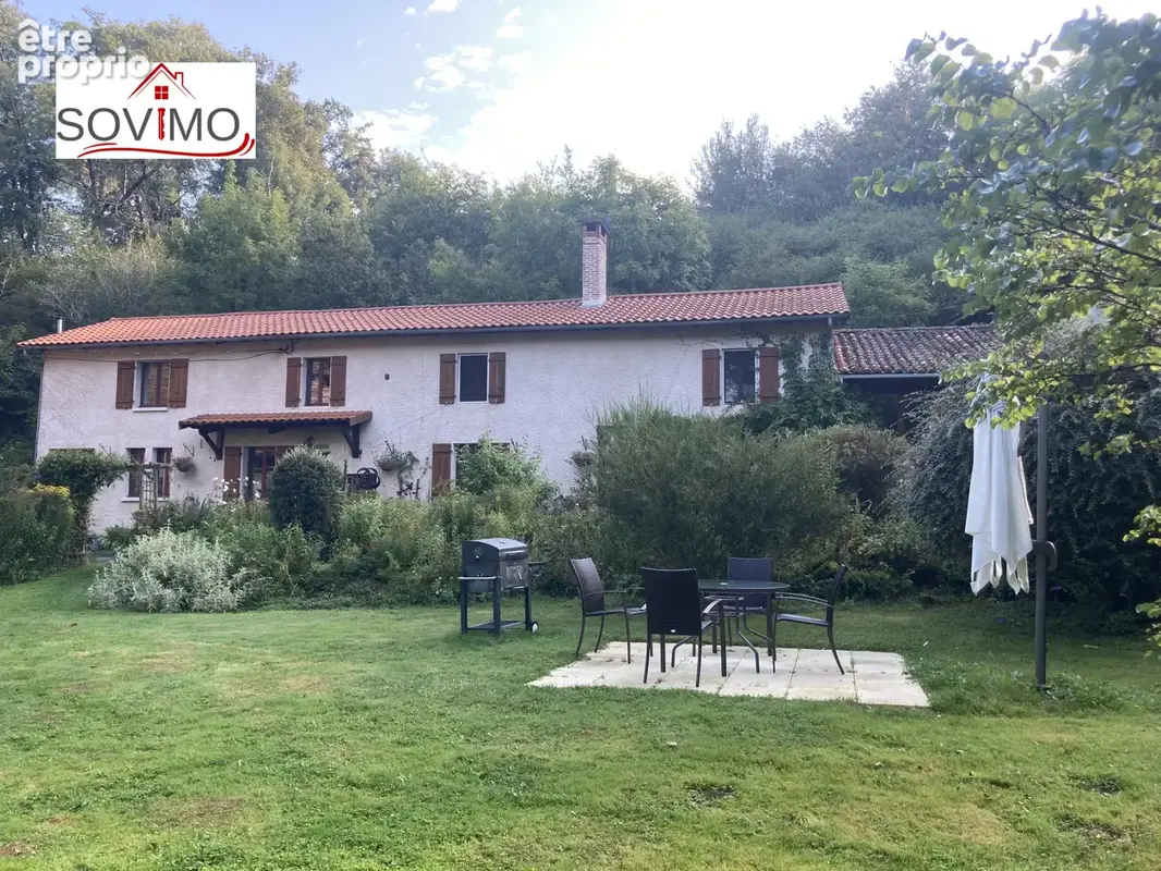 Dans un cadre exceptionnel, ancien moulin du xviie siècle avec maison, gite, terrain bord rivière - photo 31