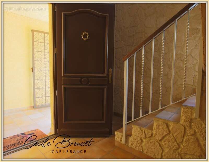 Belle villa de 2002 avec grand terrain et grand garage  SAINT LAURENT DE CERDANS (66) - photo 14