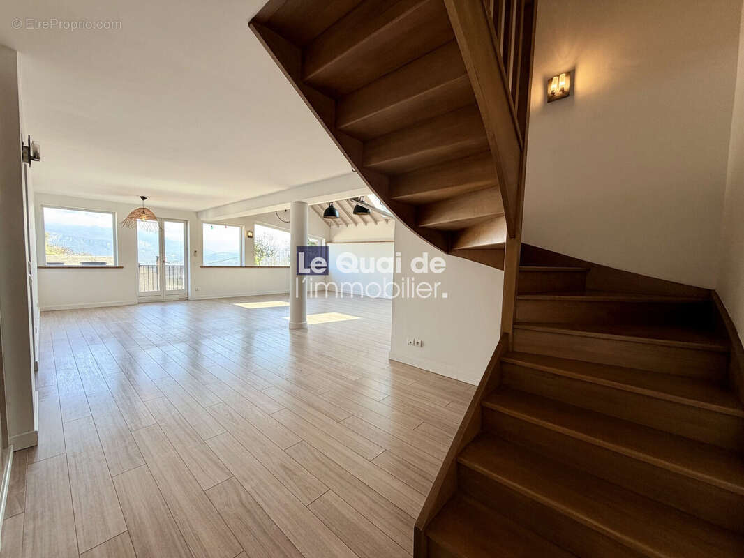 Appartement à LE BOURGET-DU-LAC