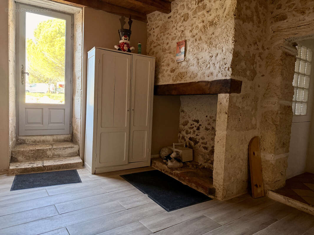 Maison à HAUTEFAGE-LA-TOUR