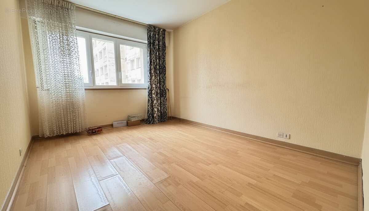 Appartement à EVRY