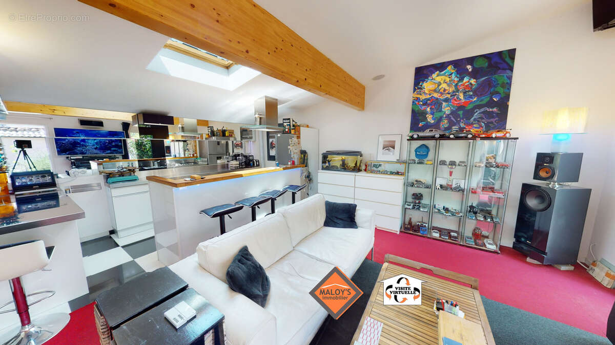 Appartement à FONTAINES-SUR-SAONE