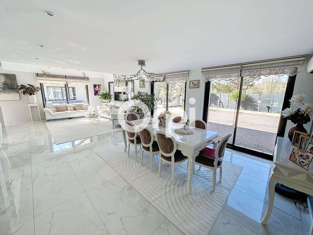 Maison à BRIVE-LA-GAILLARDE