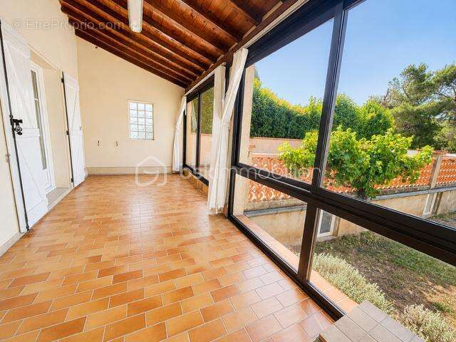 Maison de village - garage - hangars - cave - jardin - piscine - photo 19