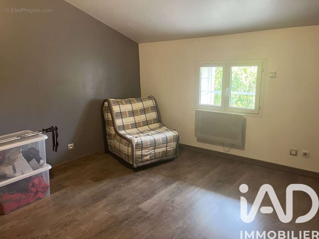 Maison 137 m² à Saint-Martial-Sur-Ne  - photo 8