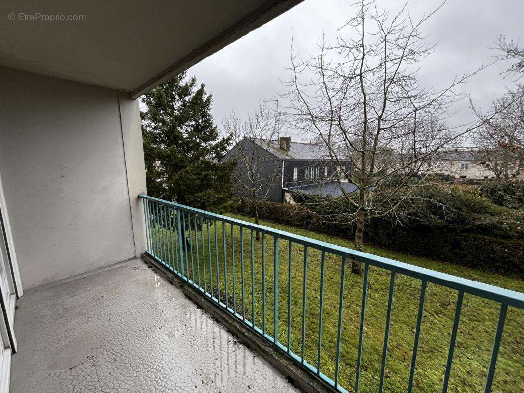 Appartement à LES PONTS-DE-CE
