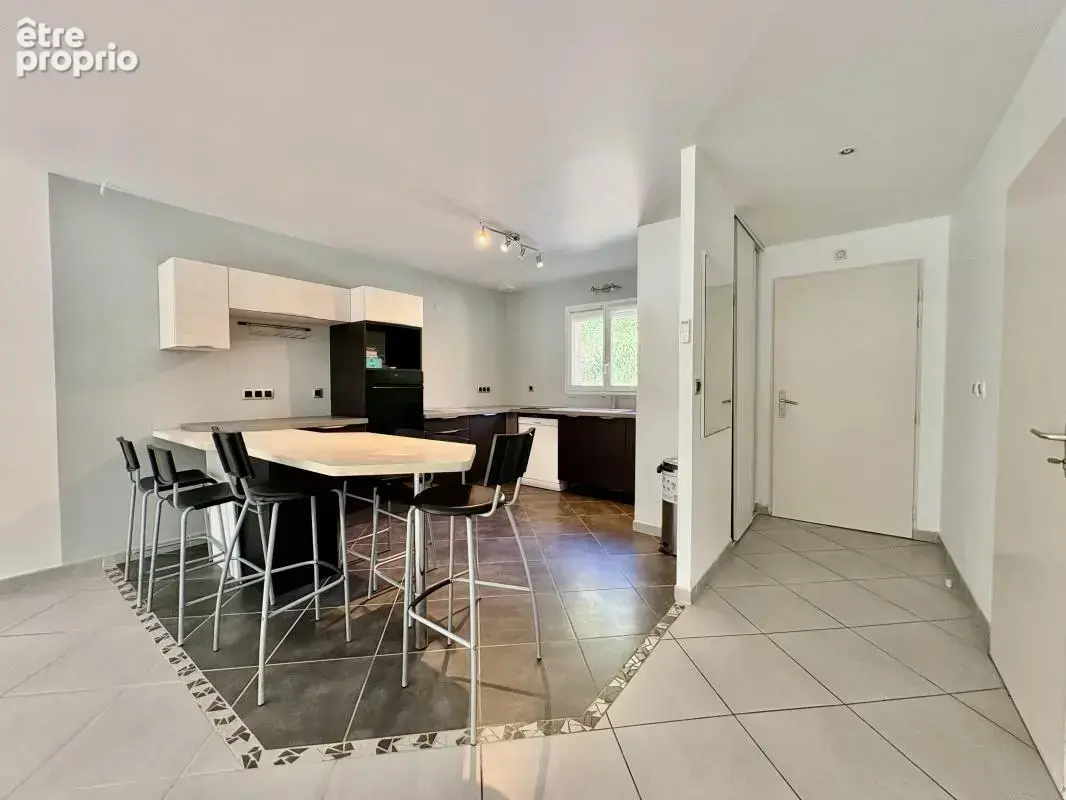 Maison 4 pièces 91 m² à vendre à Villefontaine (38090) - photo 4