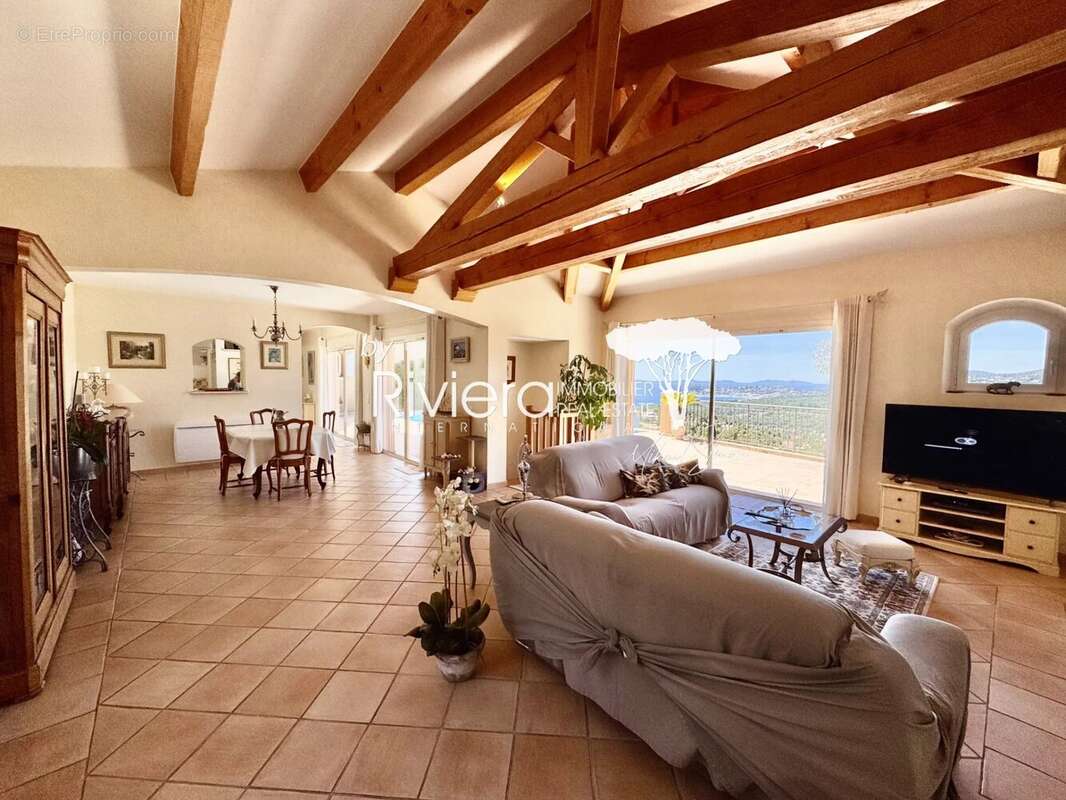 Maison à LA CROIX-VALMER