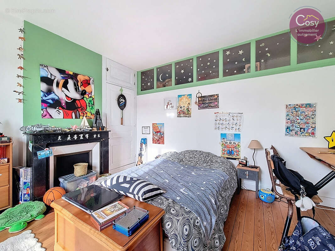 Maison à VIC-SUR-AISNE