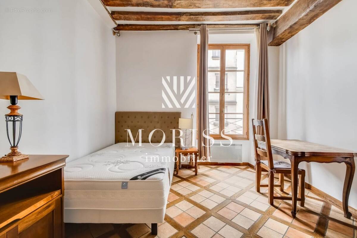 Appartement à PARIS-6E