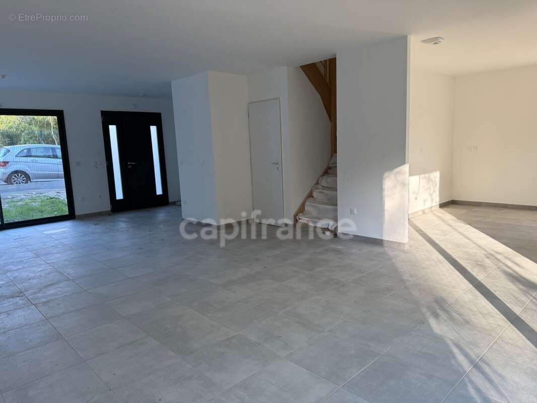 Maison neuve à vendre 8 pièces /133m habitable + Sous sol de 90m / EAUBONNE(95600) - photo 3