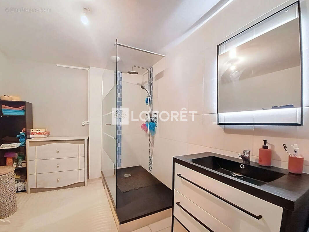 Maison à VERNEUIL-SUR-SEINE