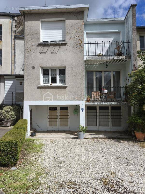 Maison à PRE-EN-PAIL