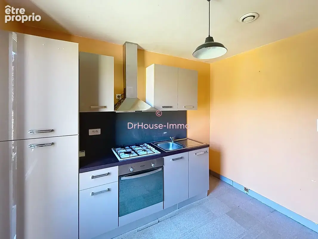 Maison 3 pièces 66 m² à vendre à Chasseneuil-Sur-Bonnieure (16260) - photo 2