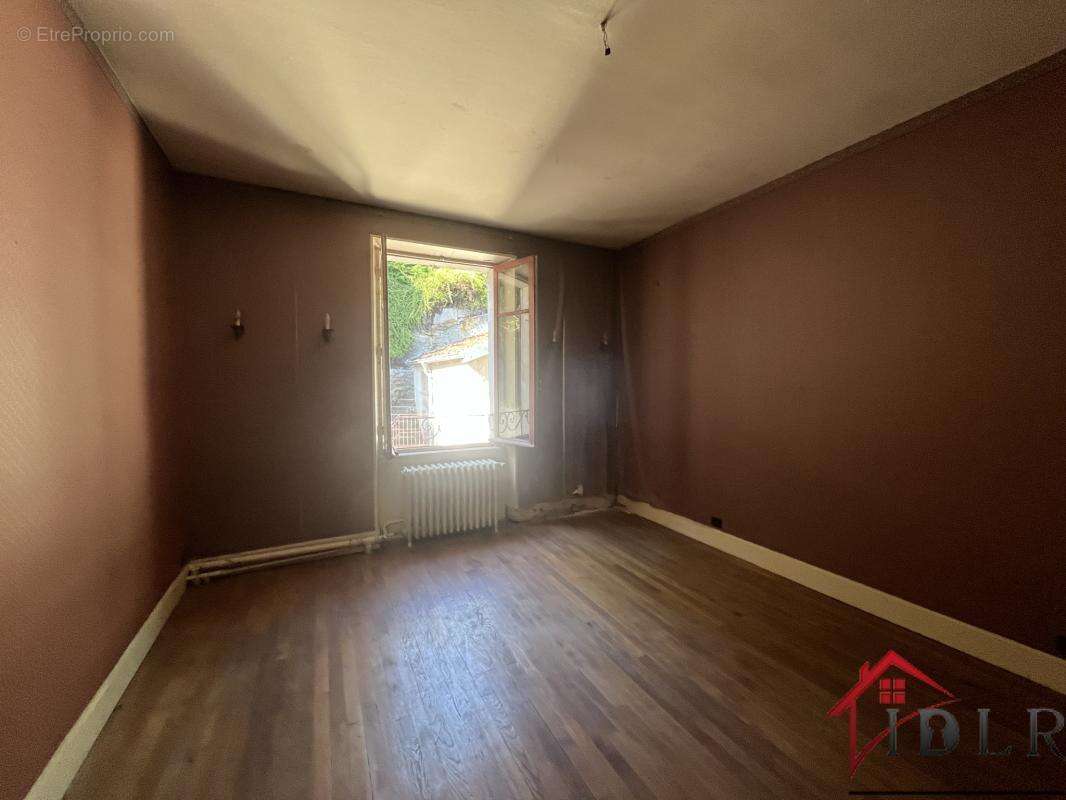 Maison à BOURBONNE-LES-BAINS