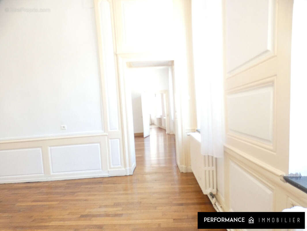 Appartement  lumineux de caractère Toul 3 pièce(s) 92 m2 - photo 6