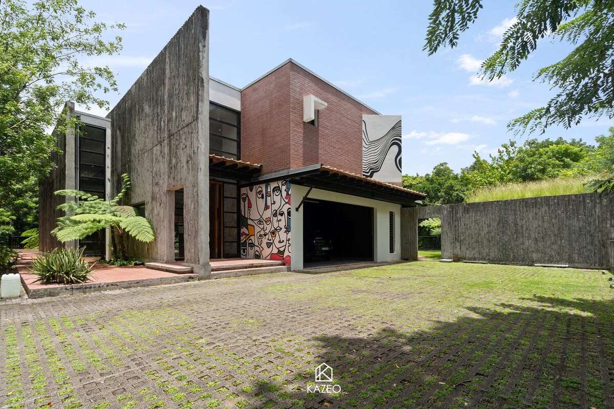Maison 395 m² à Fort-De-France  - photo 4