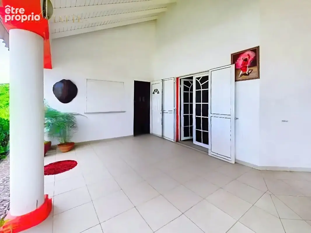 À VENDRE – SAINTE-ANNE GISSAC – Élégante villa 5 pièces, plain-pied, terrasse  (971) - photo 2