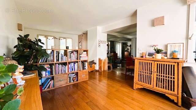 Maison à SAINT-MAUR-DES-FOSSES