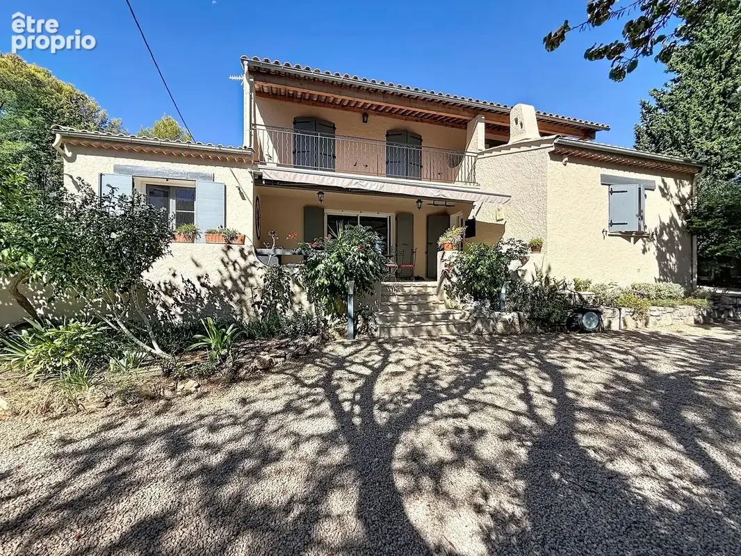 Maison 7 pièces 184 m² à vendre à Draguignan (83300) - photo 2